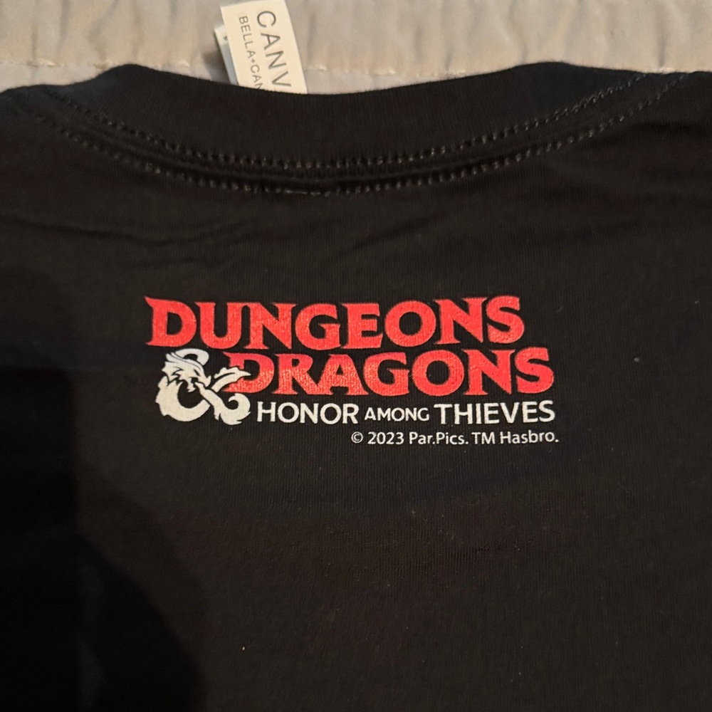 Dungeon Dragons Size Medium Unisex Black Graphic T-Shirt NWOT PTP 17” - Picture 6 of 6